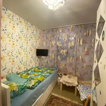 In Guest - Private Near To Center Malaga