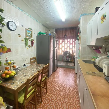 In Guest - Private Near To Center * Malaga
